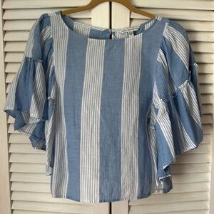 Blue American Eagle Blouse with fluttery sleeves